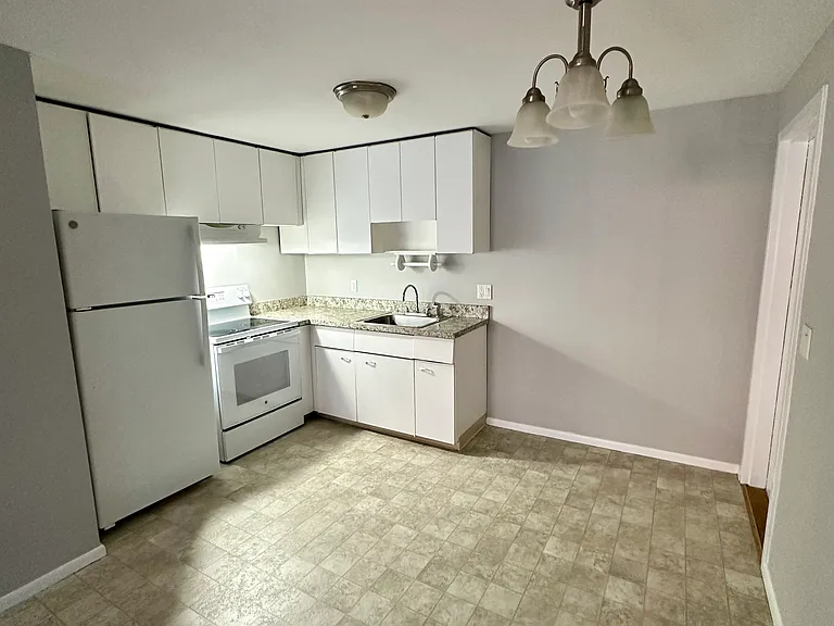39 Kilby St #1212 — Photo 3