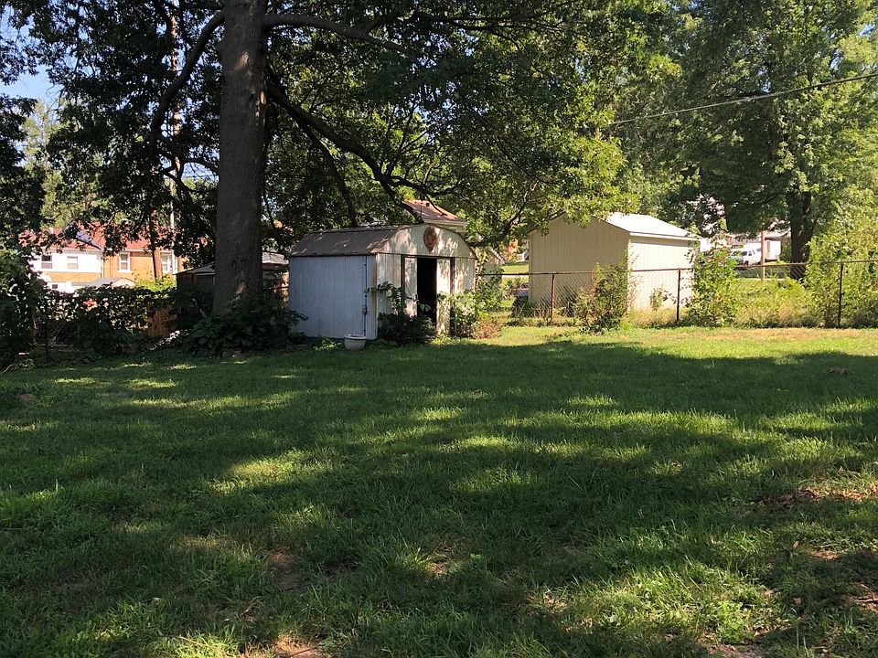2nd image of 9709 E 31st St