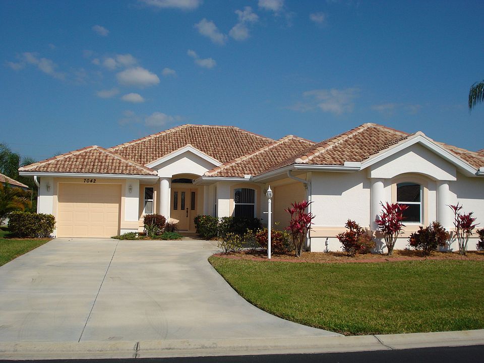 front golf garage
