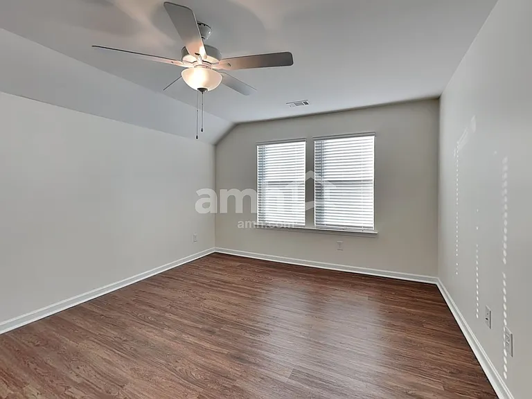 307 Camp Dr — Photo 15