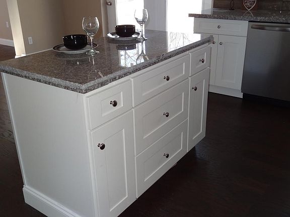 5th image of 3370 Forest Heights Cir