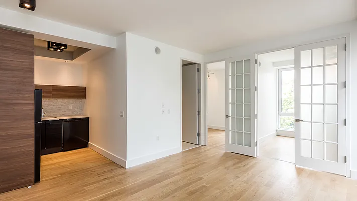 Rented by Nooklyn NYC LLC | media 23
