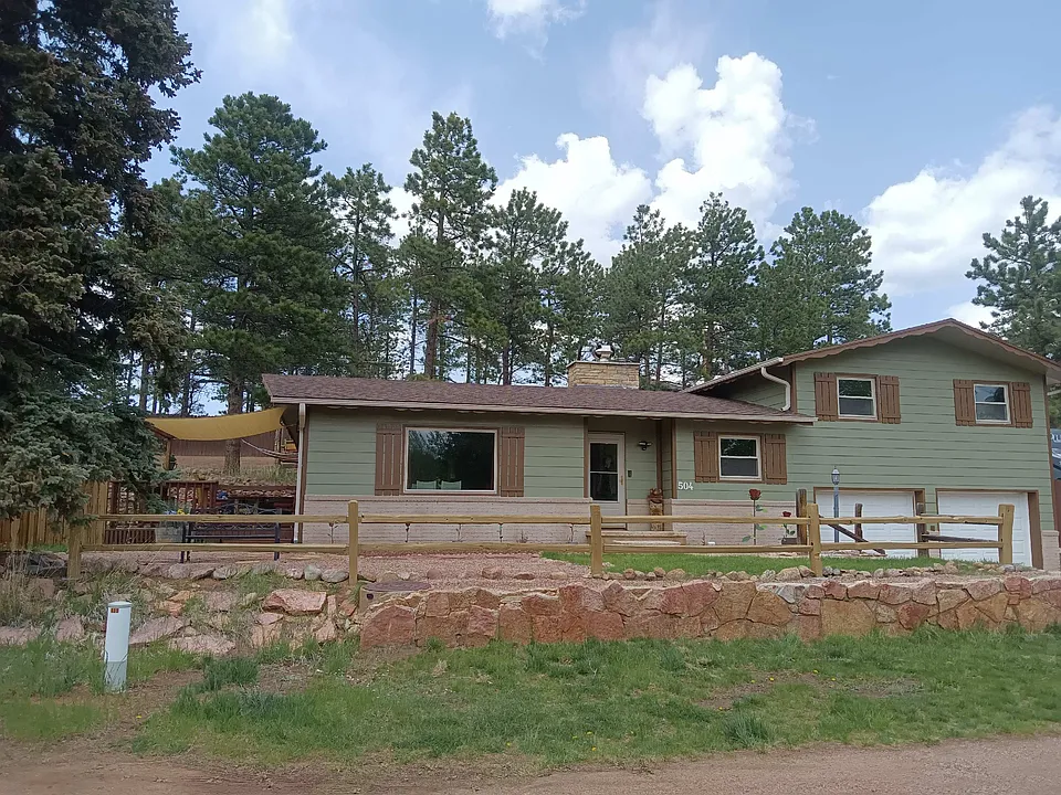 504 N Park Dr