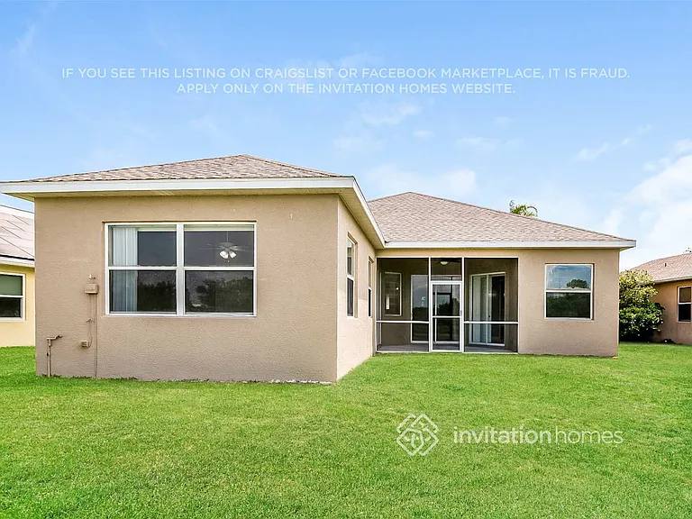 5407 Lexington Dr — Photo 16