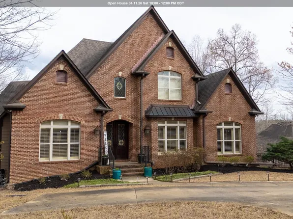 8169 Carrington Dr, Trussville, AL 35173