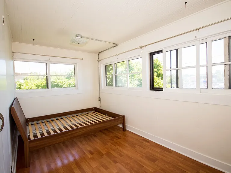 427 SW 5th St #B — Photo 12