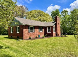 3501 Douglas Rd, Florissant, MO 63034