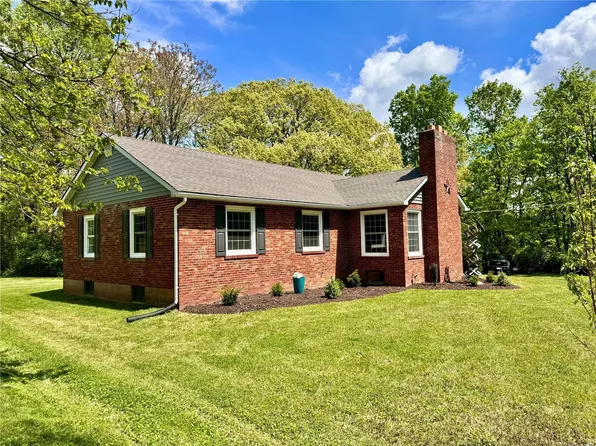 3501 Douglas Rd, Florissant, MO 63034