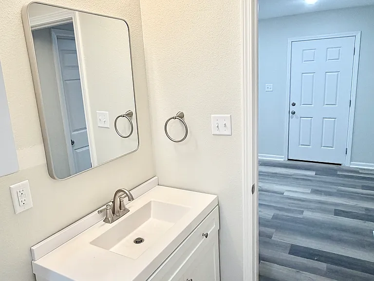 502 W Jeanette Ave — Photo 17