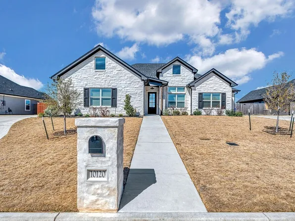 10120 T Bury Ln, Waco, TX 76708