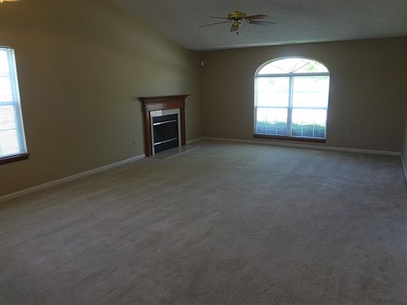 3rd image of 1308 Bearsden Cir