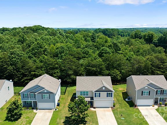 4th image of 112 Harvest Pointe Dr