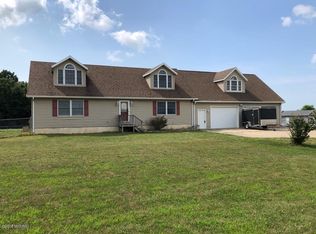 18660 Pardee Rd, Galien, MI 49113