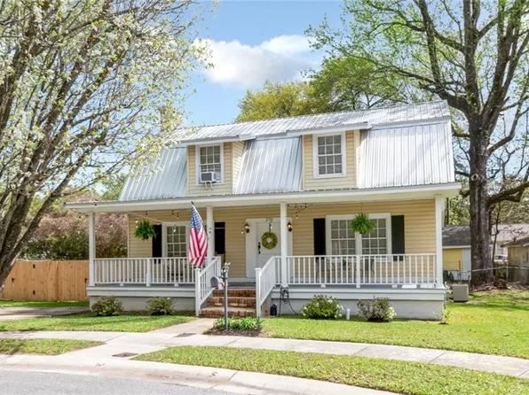 270 Del Barco Dr, Mobile, AL 36607