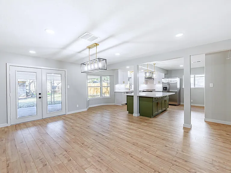 8518 Cedel Dr — Photo 6