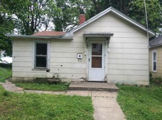 1206 Douglas St, Saint Joseph, MO 64505