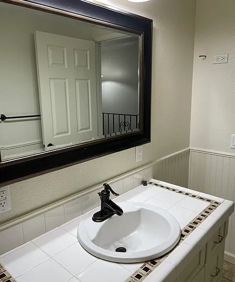 2511 Vallejo St — Photo 15