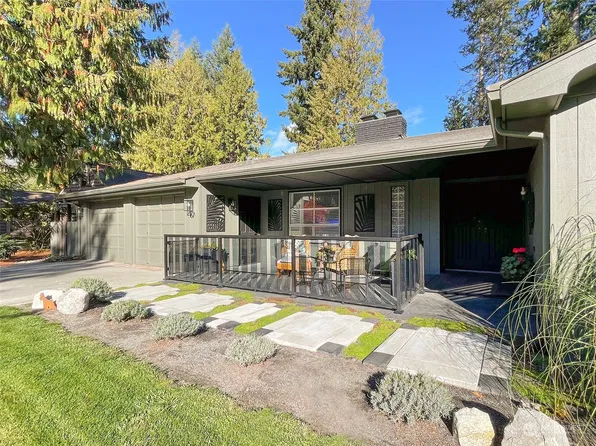 167 Sunset Place, Sequim, WA 98382