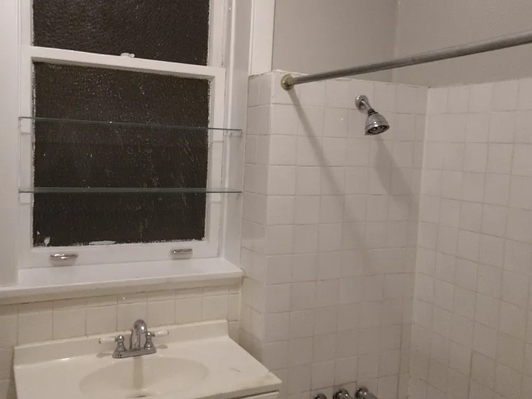 1758 W Sunnyside Ave #1 — Photo 7