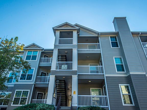 3rd image of 700 Daniel Ellis Dr APT 9303