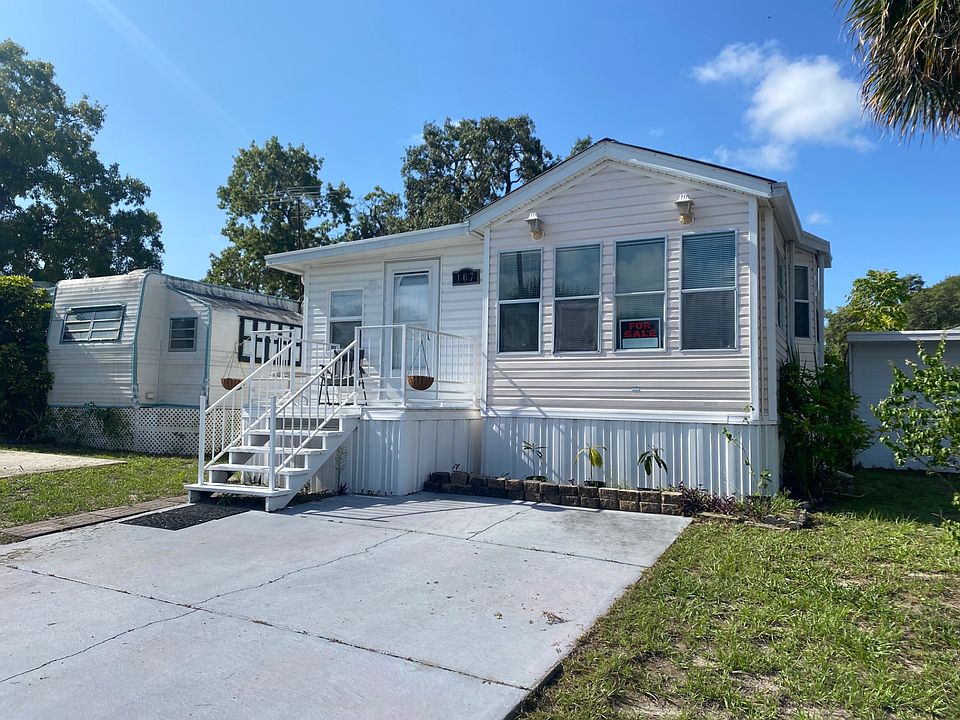 1st image of 9014 Bolton Ave #107