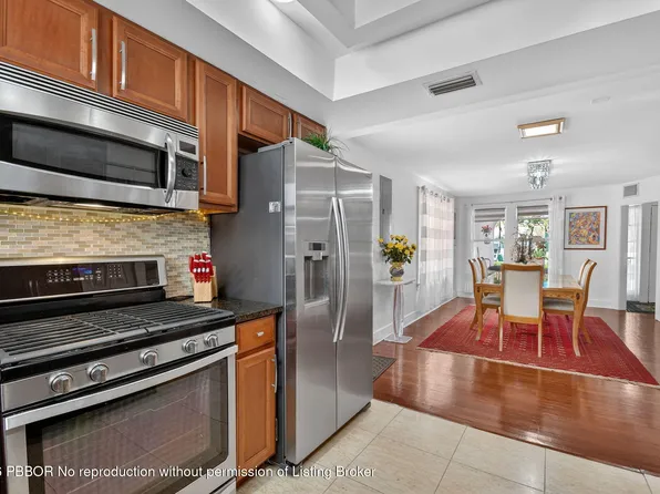 328 Monroe Dr, West Palm Beach, FL 33405