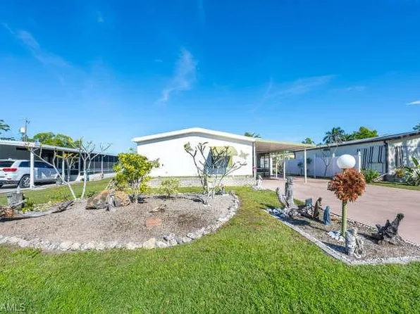 131 Grassy Key LN #44, NAPLES, FL 34114