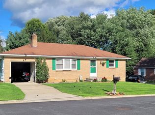 105 Red School Ln, Phillipsburg, NJ 08865