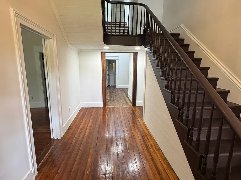 205 Railroad Rd — Photo 19