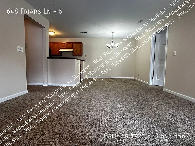 648 Friars Ln #6 — Photo 5