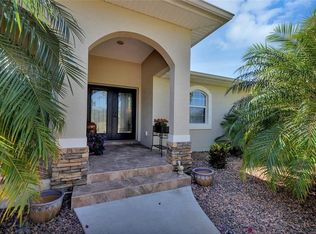 1089 Rotonda Cir, Rotonda West, FL 33947