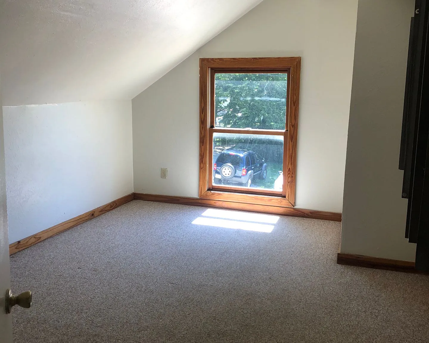 0204-206 E 16th Street — Photo 2