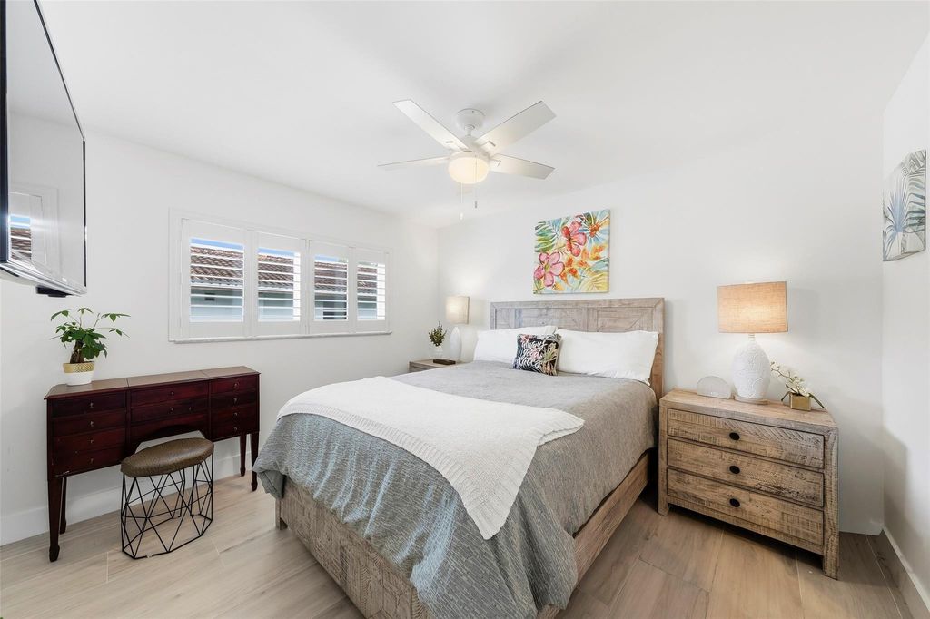 1450 N Riverside Drive #201, photo 8
