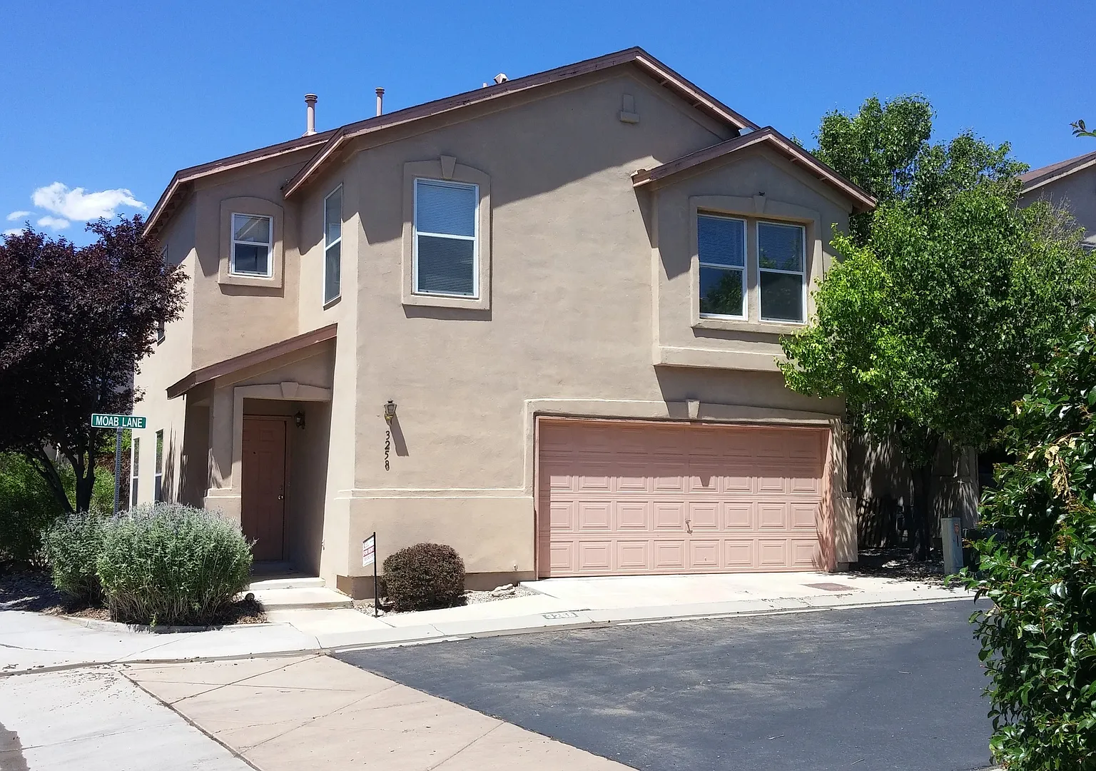 Great 3br/2.5 Bath 1350 Sqft Home In Ne Heights Coming Soon — Photo 1