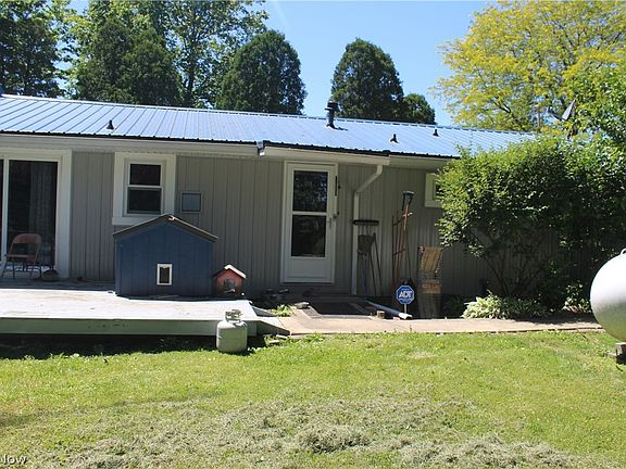 4th image of 10182 Andora Rd NE