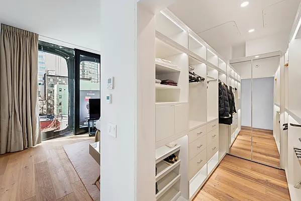 Sold by Compass | media 28