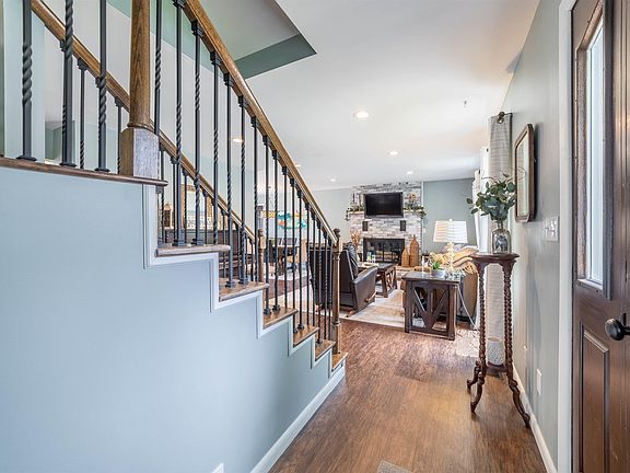 4th image of 3107 Kingsridge Dr
