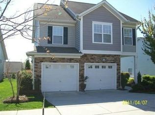 1010 Kensrowe Ln, Matthews, NC 28104