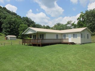 524 Ant Hill Ln, Dorcas, WV 26847