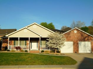 1549 Pointe Royale Dr, Branson, MO 65616