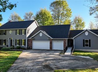 1315 Morning Star Dr, Roaming Shores, OH 44084