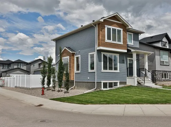 963 S 40th Ave N, Lethbridge, AB T1H 7G9
