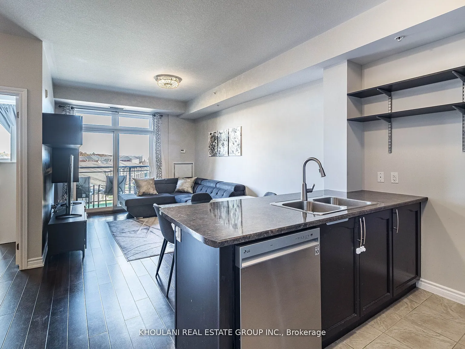 2 bed, $2,650 — Photo 4