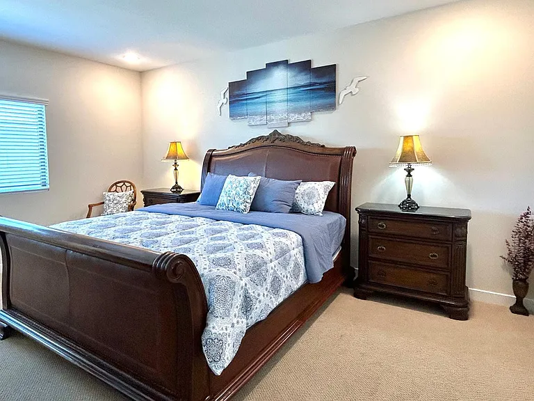 7508 S 75th Dr — Photo 16
