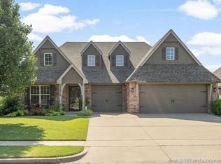 13819 S 89th Ave E, Bixby, OK 74008