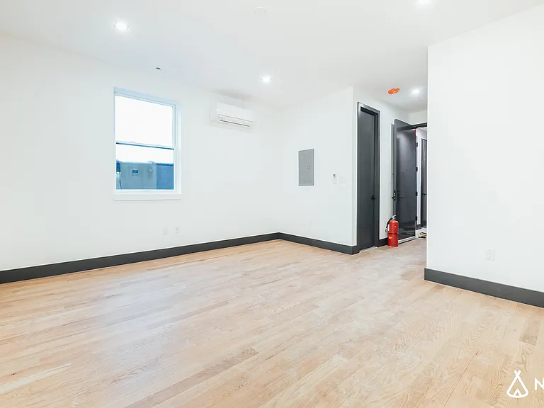 1079 Carroll St #1A — Photo 5