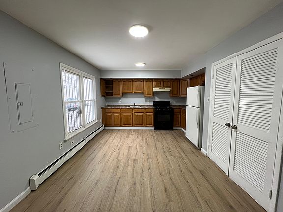 2nd image of 402 Ocean Ave #1E