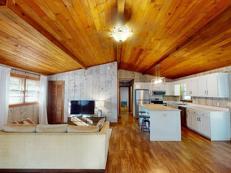 1593 W Kilbart Dr SW — Photo 9