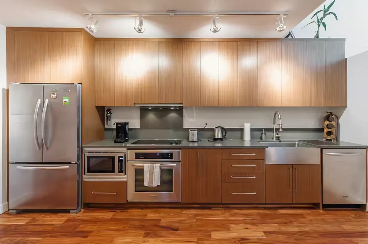 Building Photo - 270 E 6th Ave #TOWNHOUSE
