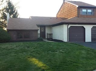 16 Canterbury Ct, Sayreville, NJ 08872
